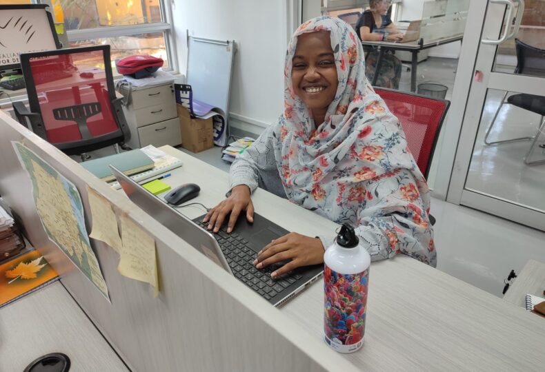 Whatba Ahmed, nell'ufficio della sede Aics di Khartoum