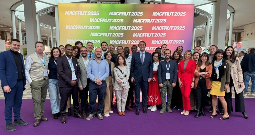 L’impegno della Cooperazione italiana per l’agricoltura sostenibile a Macfrut 2025 L’impegno della Cooperazione italiana per l’agricoltura sostenibile a Macfrut 2025